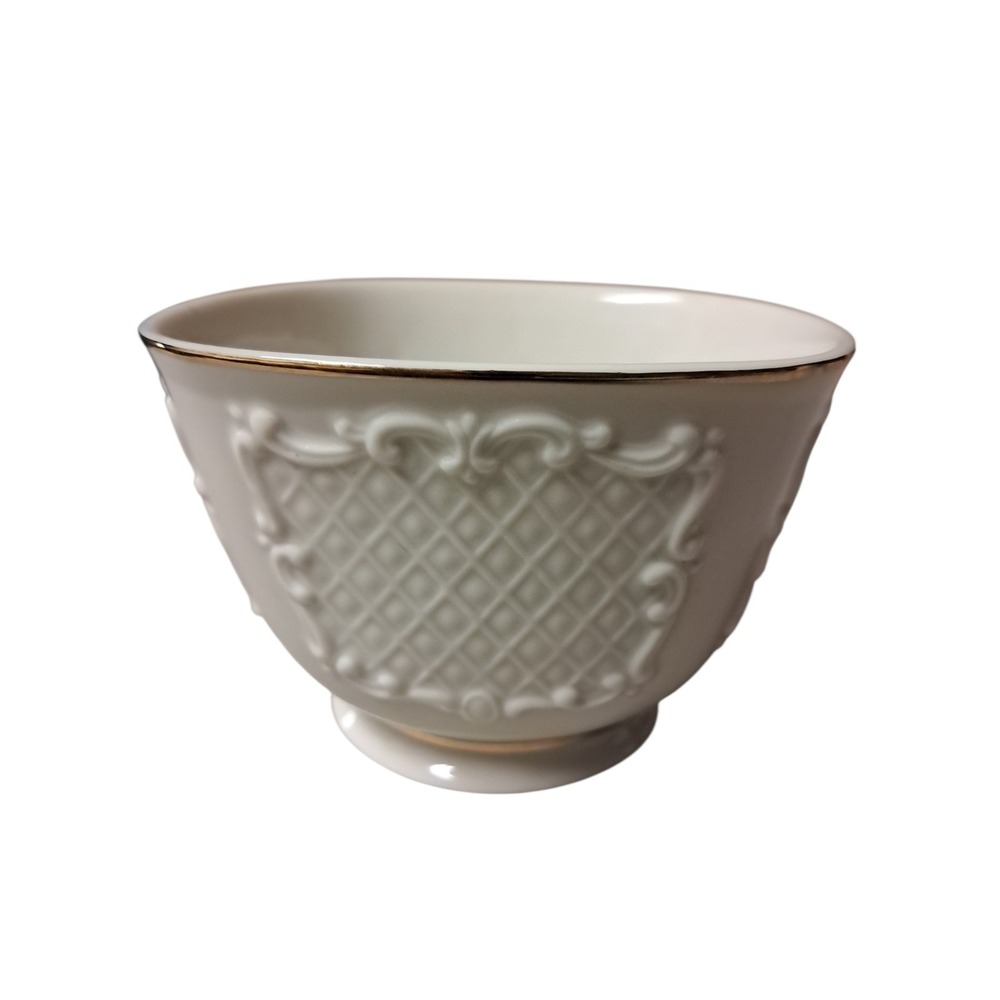 🌟 Vintage LENOX Canterbury Square Nut or Trinket Dish Bowl‎ GOLD TRIM